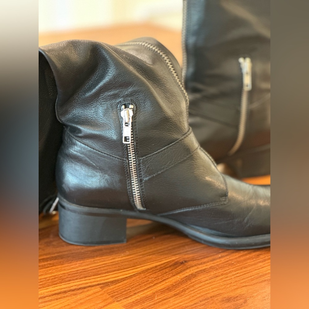 Women's Black Knee-High Combat Moto Boots with Front Zipper - Picture 7 of 10